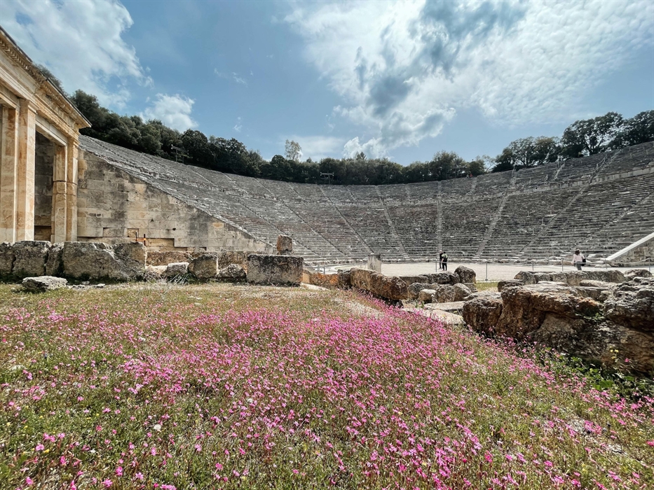 The ancient theatre of Epidaurus 3