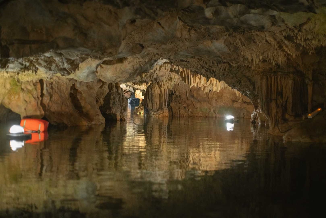 Diros Cave: Where children become explorers of another world 1