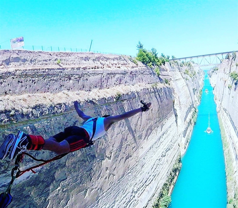 Experience one of the world’s top spots for bungee jumping at Corinth Canal 3